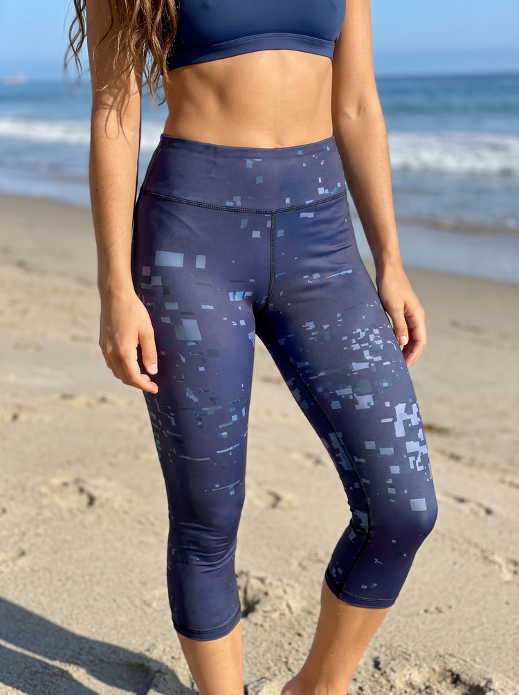 Women's Rhodonite Nova Yoga Capri Leggings