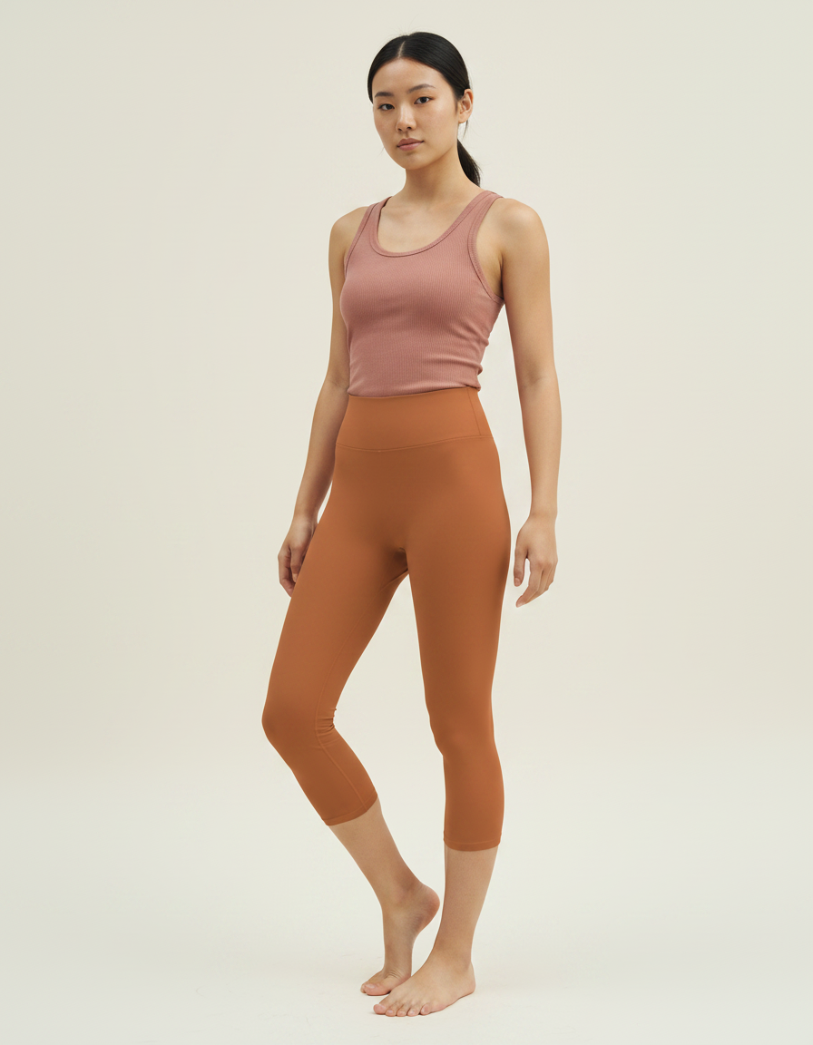 Capri-Yoga Leggings in Ginger