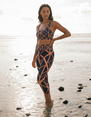 Oasis Leggings Capri Yoga Leggings — Dripper