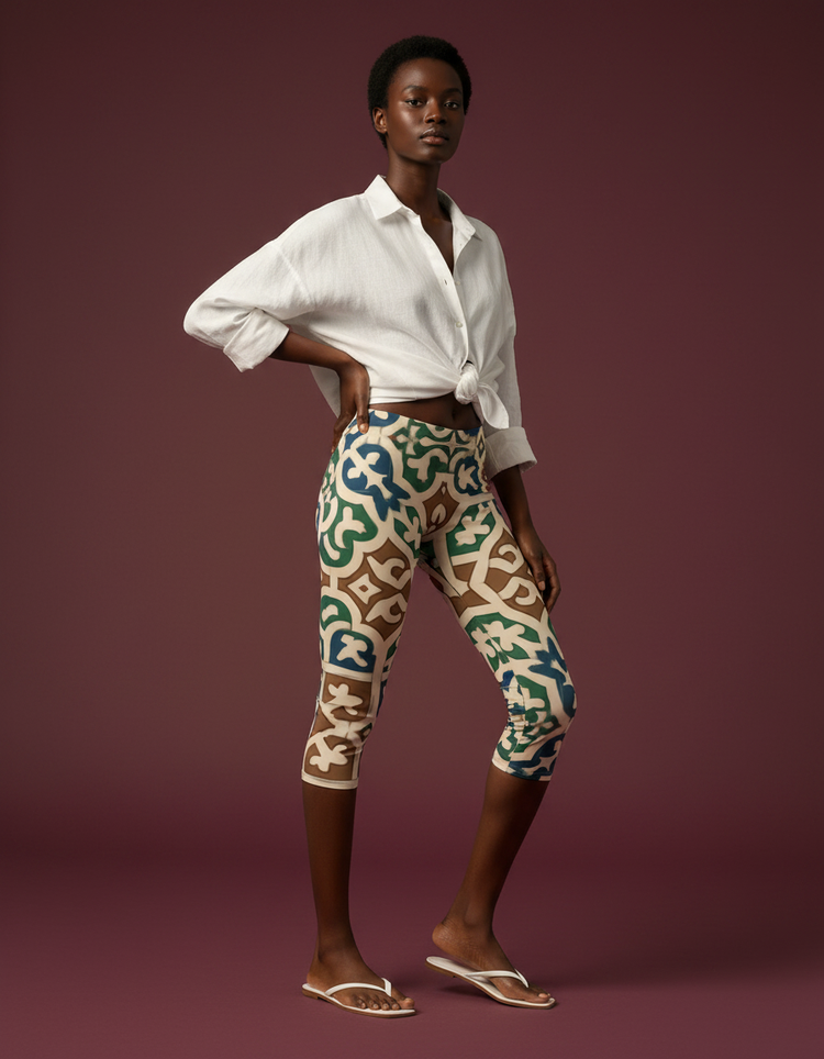 Women's Alhambra Patterns Capri Leggings