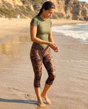 Coffee Bean Honua Uli swim & gym capri leggings