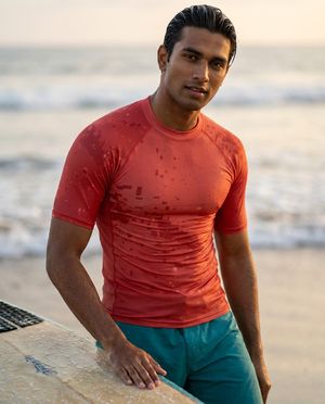 Fiery Red Flare Rash Guard Men's Rashguard — Lolekai