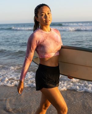 Women's Millennial Pink Frost women's crop-top rashguards