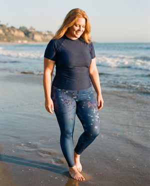 Rhodonite Pulse plus size leggings