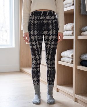 Graphite Houndstooth women's base layer bottoms