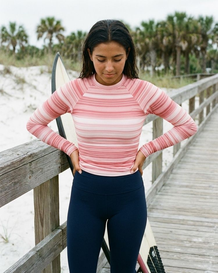 Women's Blush Eclipse women's short-sleeve rashguards