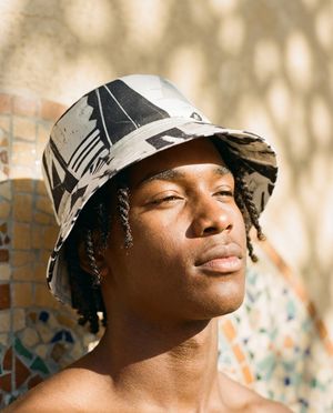 White Onyx Warpaint Chorus bucket hats