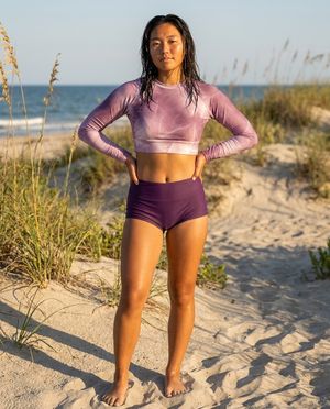 Women's Burnished Lilac Frost Crop Top Rash Guard Women's Crop-Top Rashguard — Lolekai