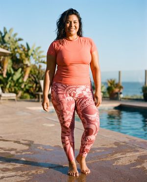 Millennial Pink Honua Poni plus size leggings