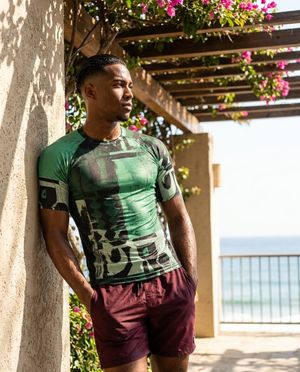 Men's Runway Emerald Pulsar men's short-sleeve rashguards