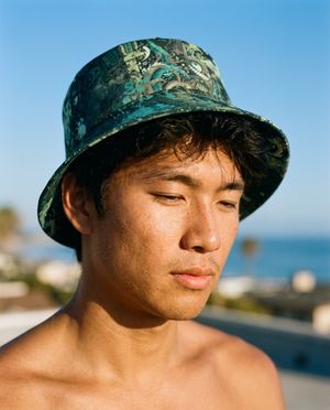 Runway Emerald Bakeneko bucket hats
