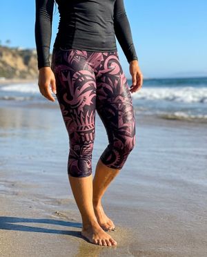 Rhodonite Nalu Lehua swim & gym capri leggings
