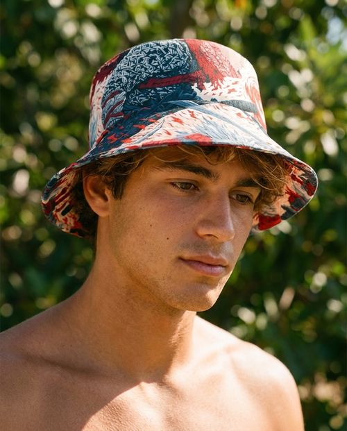 Senjin bucket hats