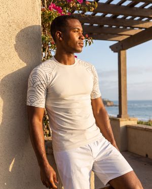 White Onyx Aoi Rash Guard Men's Rashguard — Lolekai