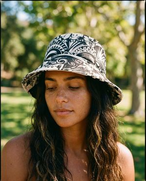 White Onyx Honua Uli bucket hats