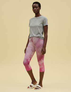 Amaranth Mosaic Leggings Capri Leggings — Dripper