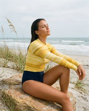 Women's Custard Eclipse women's rashguards
