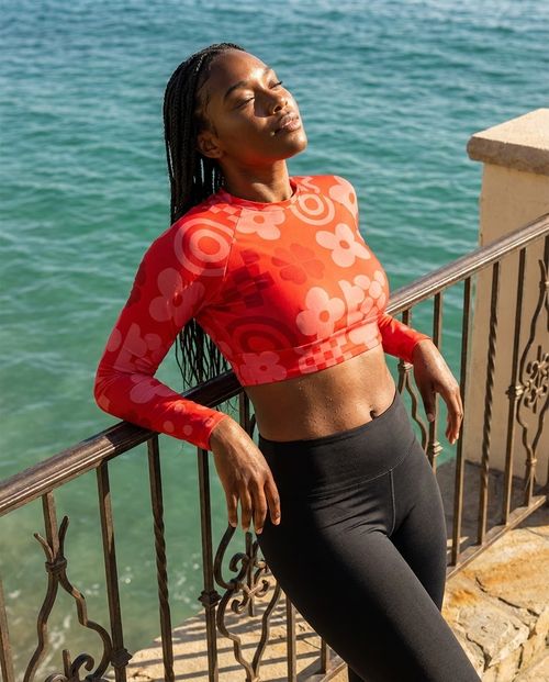 Women's Fiery Red Flora Crop Top Rash Guard Women's Crop-Top Rashguard — Lolekai