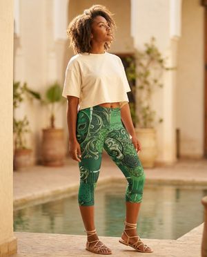 Runway Emerald Catrina swim & gym capri leggings
