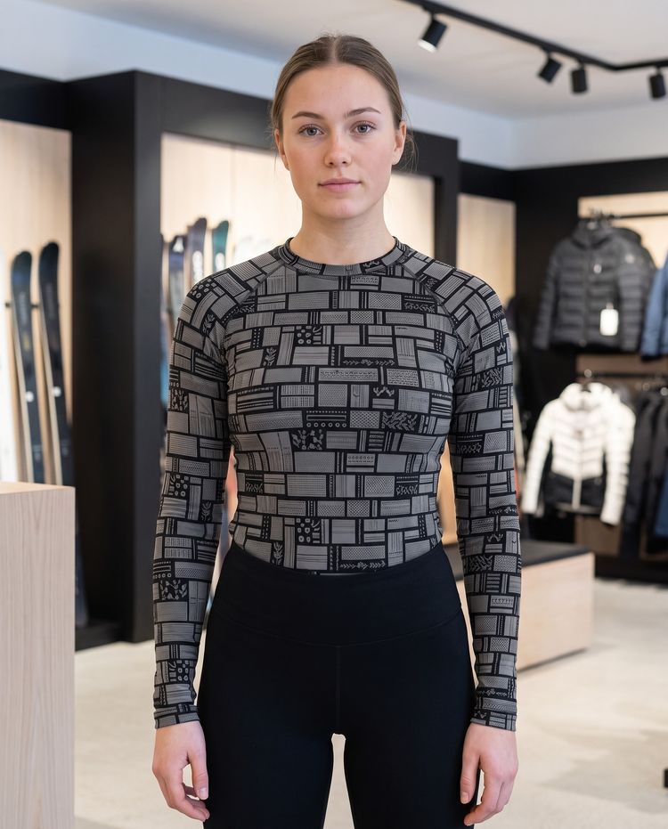 Graphite Stagger Base Layer Top women's base layers
