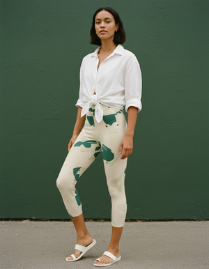 Alexandrite Eclipse Leggings Capri Yoga Leggings — Dripper