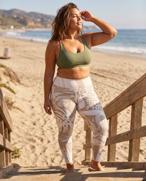 White Onyx Makani Uli plus size leggings