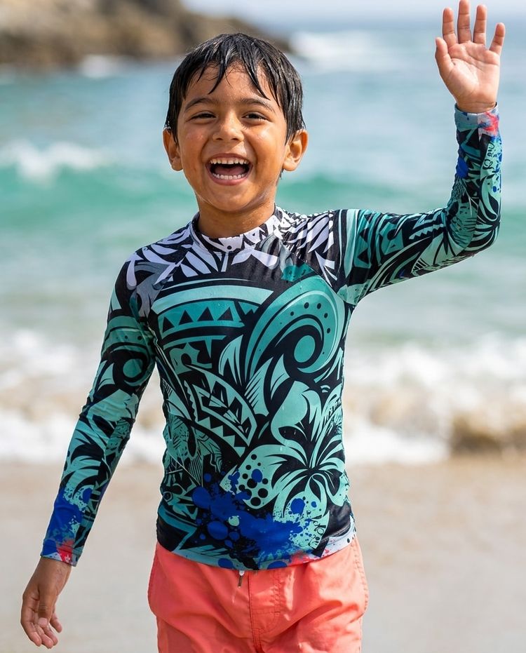 Boys Mana Kai boys rashguards