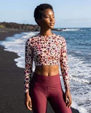 Women's Amaranth Dapple women's crop-top rashguards