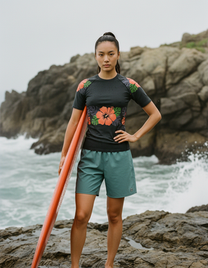 Women's Aloha Spectrum Black Pua women's short-sleeve rashguards