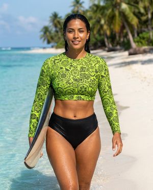 Women's Neon Green Echo Crop Top Rash Guard Women's Crop-Top Rashguard — Lolekai