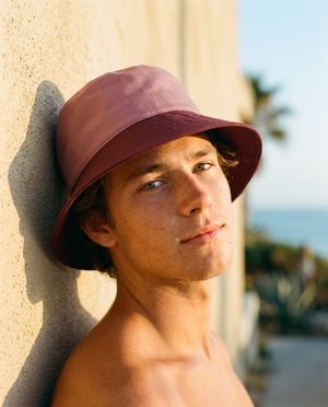 Amaranth Graphite & Silver bucket hats