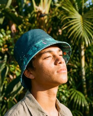Turquoise Kairo bucket hats