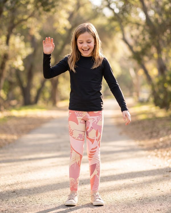 Manta Collection girls leggings
