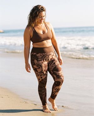 Coffee Bean Honua Kai plus size leggings