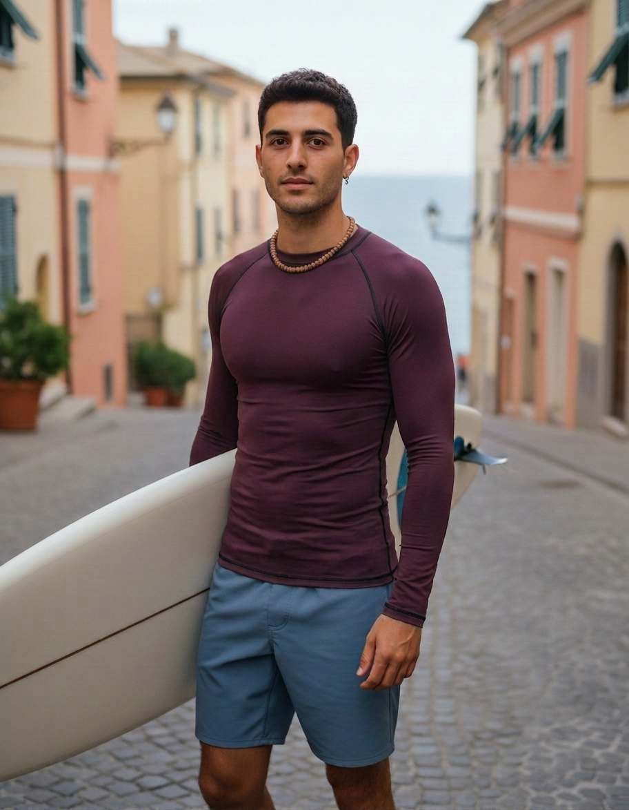 Rash guard in Aubergine