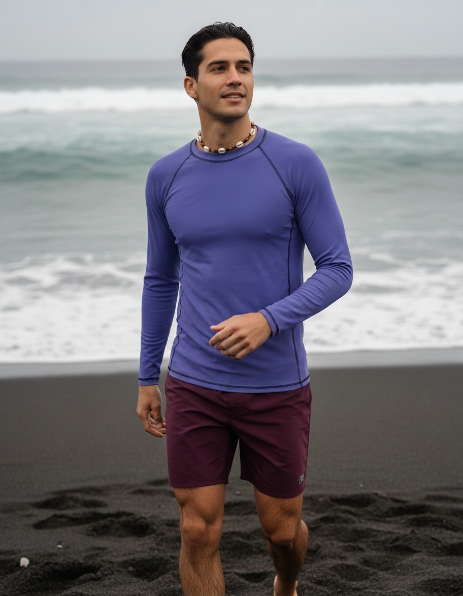 Rash guard in Very Peri