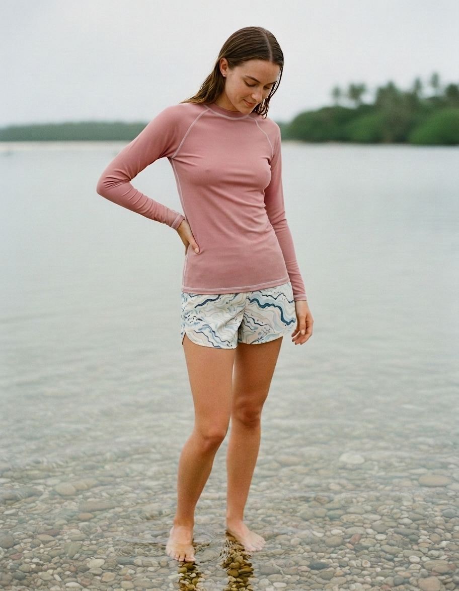 Women's rash guard in Dusty Rose