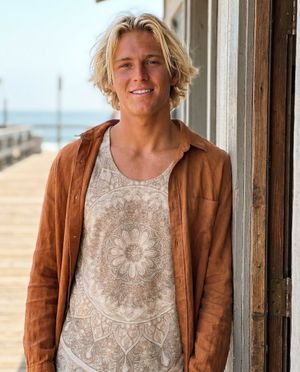 Men's Angora Serenity tank tops