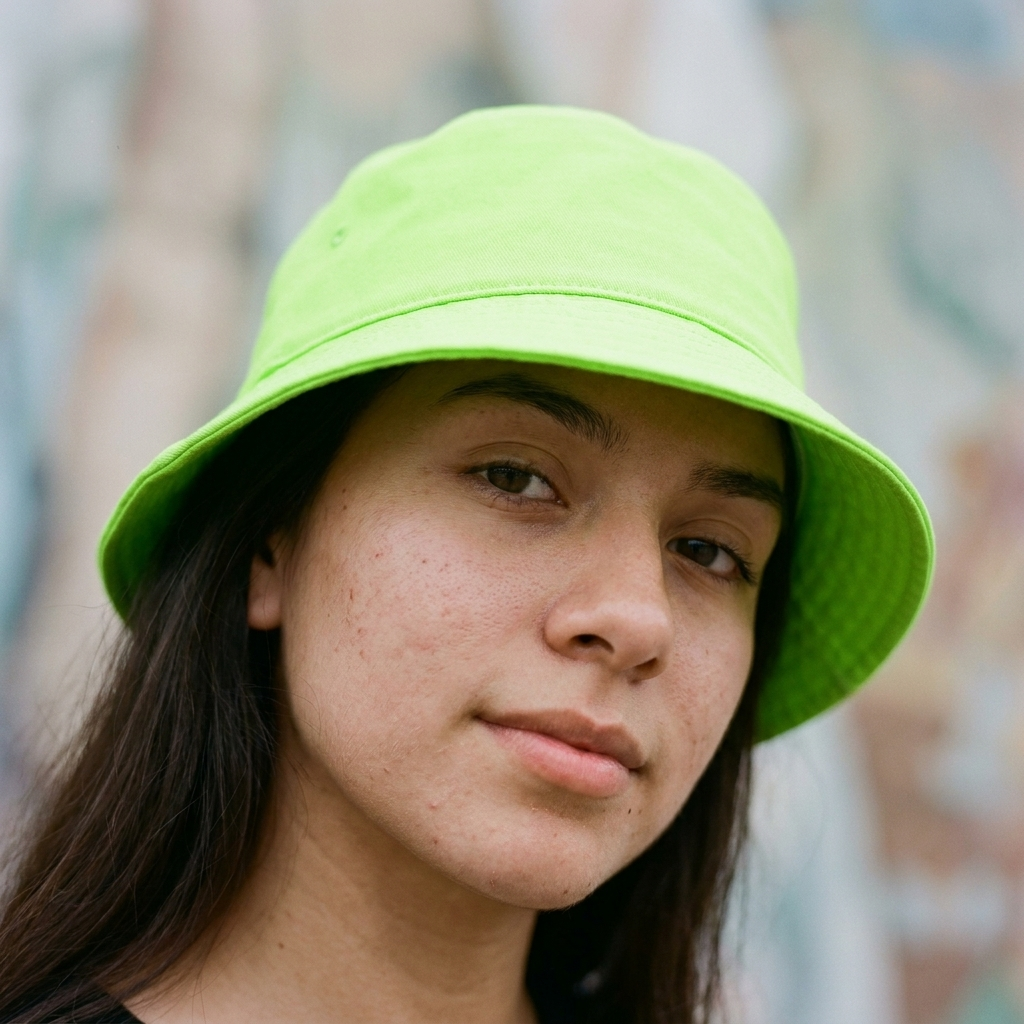 Bucket hat in Neon Green