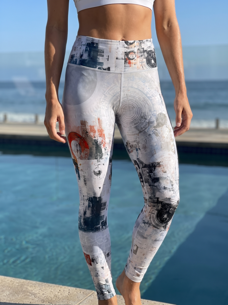 Signature High-Rise Leggings