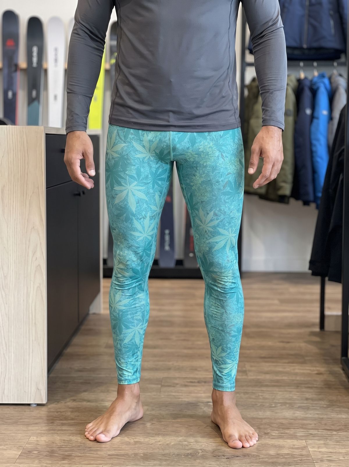 Neon Aqua Kumo Base Layer Bottoms Men's Leggings — Lolekai