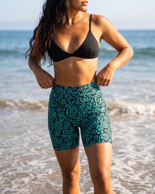 Banyu women's high-rise shorts