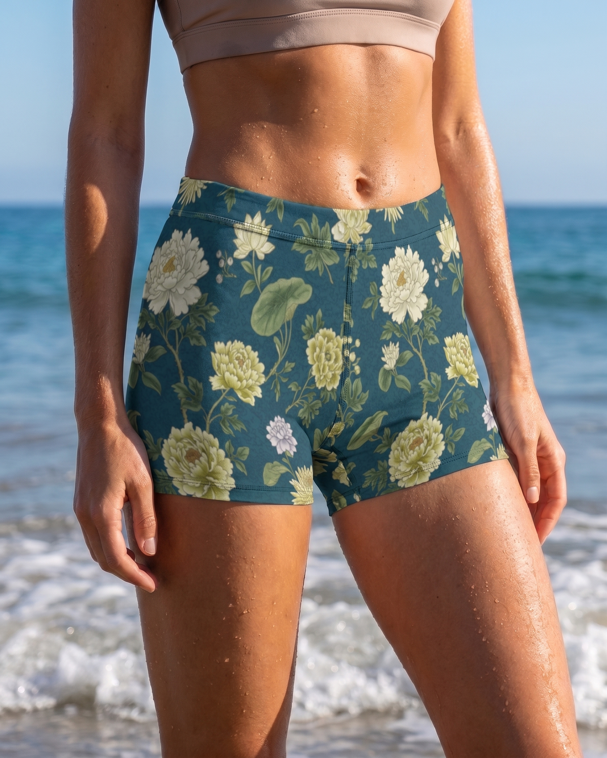 Acacia Jingdezhen Mid-Rise Shorts Short Shorts — Lolekai