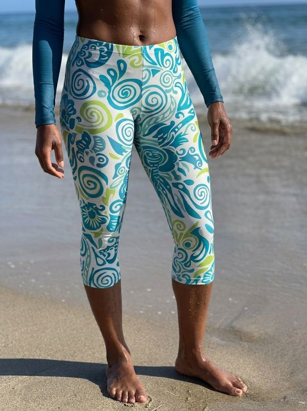 Women's Turquoise Rimpa Capri Leggings