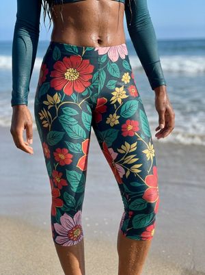 Electric Fuchsia Sedi Leggings Capri Leggings — Lolekai