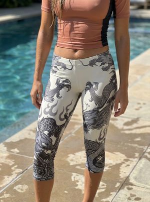 White Onyx Vortex swim & gym leggings