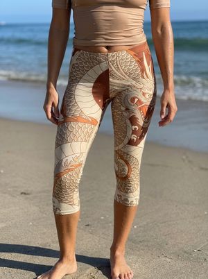 Angora Narin Capri Leggings Capri Leggings — Lolekai