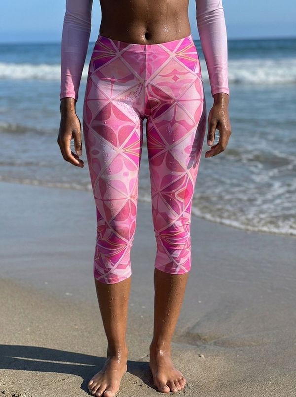 Women's Millennial Pink Stellar Capri Leggings