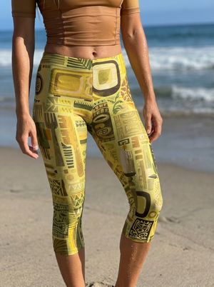 Acacia Lehua swim & gym capri leggings