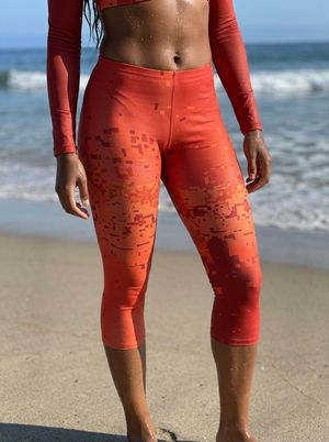 Lava Falls Mirage swim & gym capri leggings